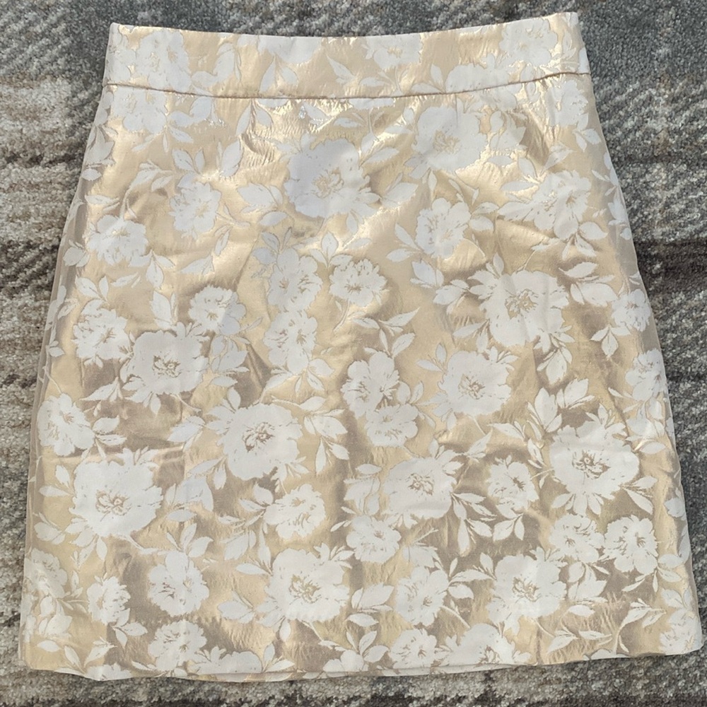 💐 NWT J Crew Metallic Floral Pencil Skirt 00P